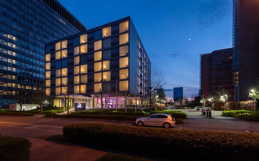 Doubletree By Hilton Frankfurt Niederrad Hotel Frankfurt am Main Kültér fotó